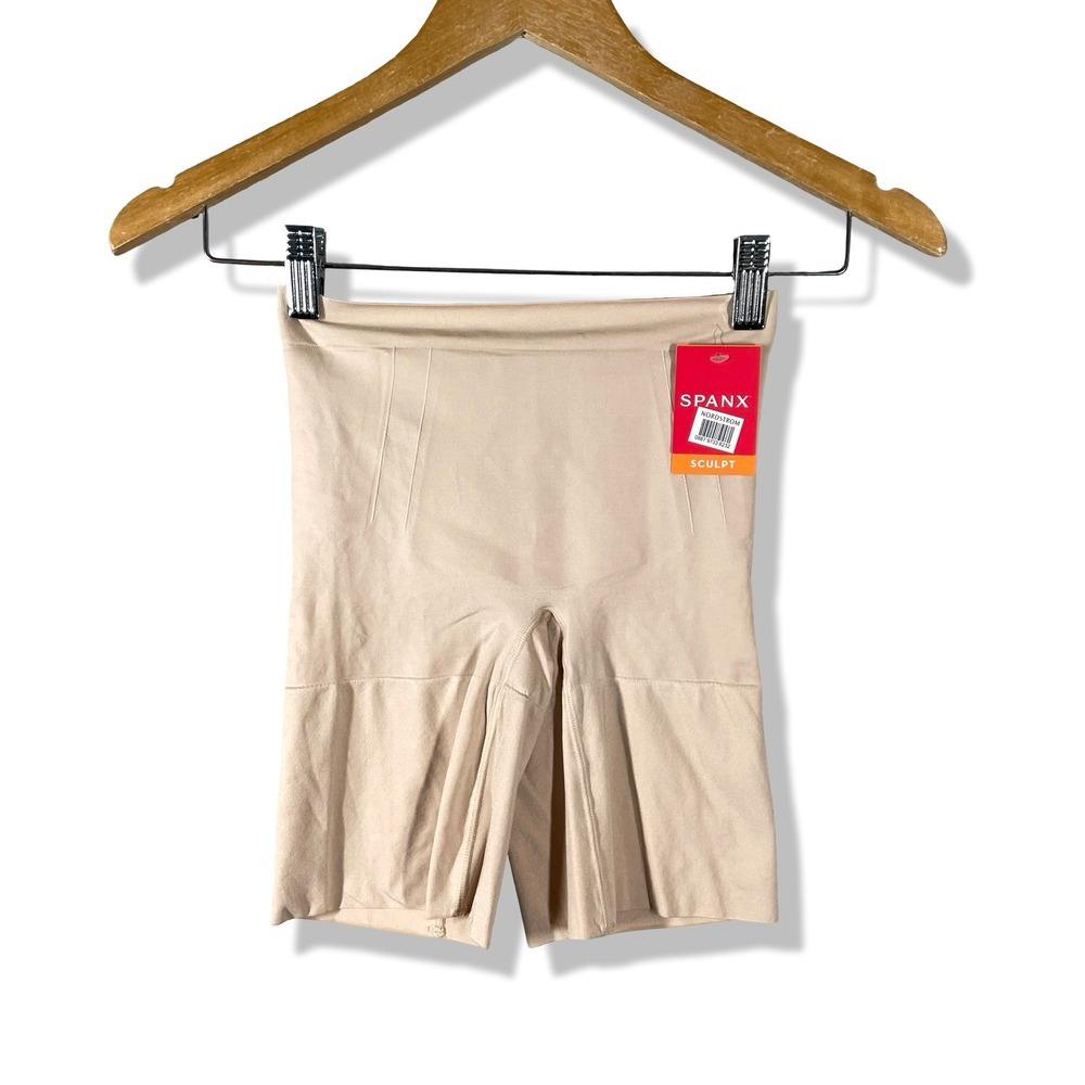 Spanx Sculpt Mid-Thigh Short Women Size S Beige Minimalist Contemporary SS6615